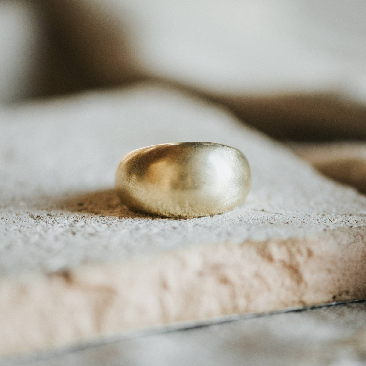 Commonform- Luna Dome Ring