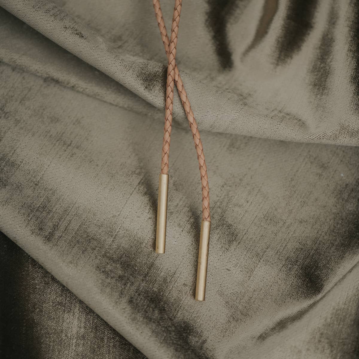 Commonform- Archer Bolo Tie