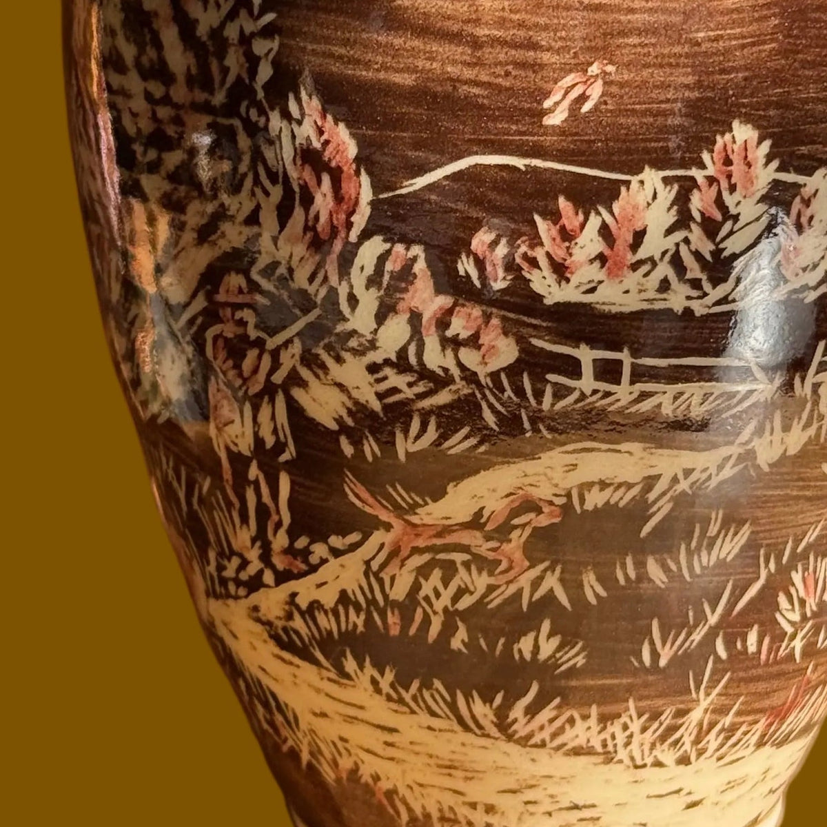 Danny D's Mudshop- Afternoon Bird Hunt Vase