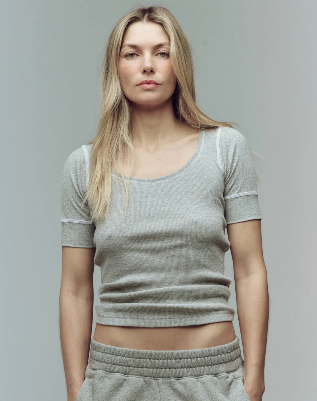 The Great. The Baby Rib Ballet Tee in Heather Gray