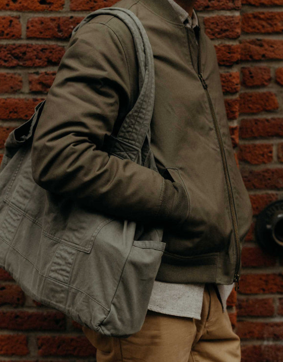 Taylor Stitch- Foundation Tote in Smoked Olive