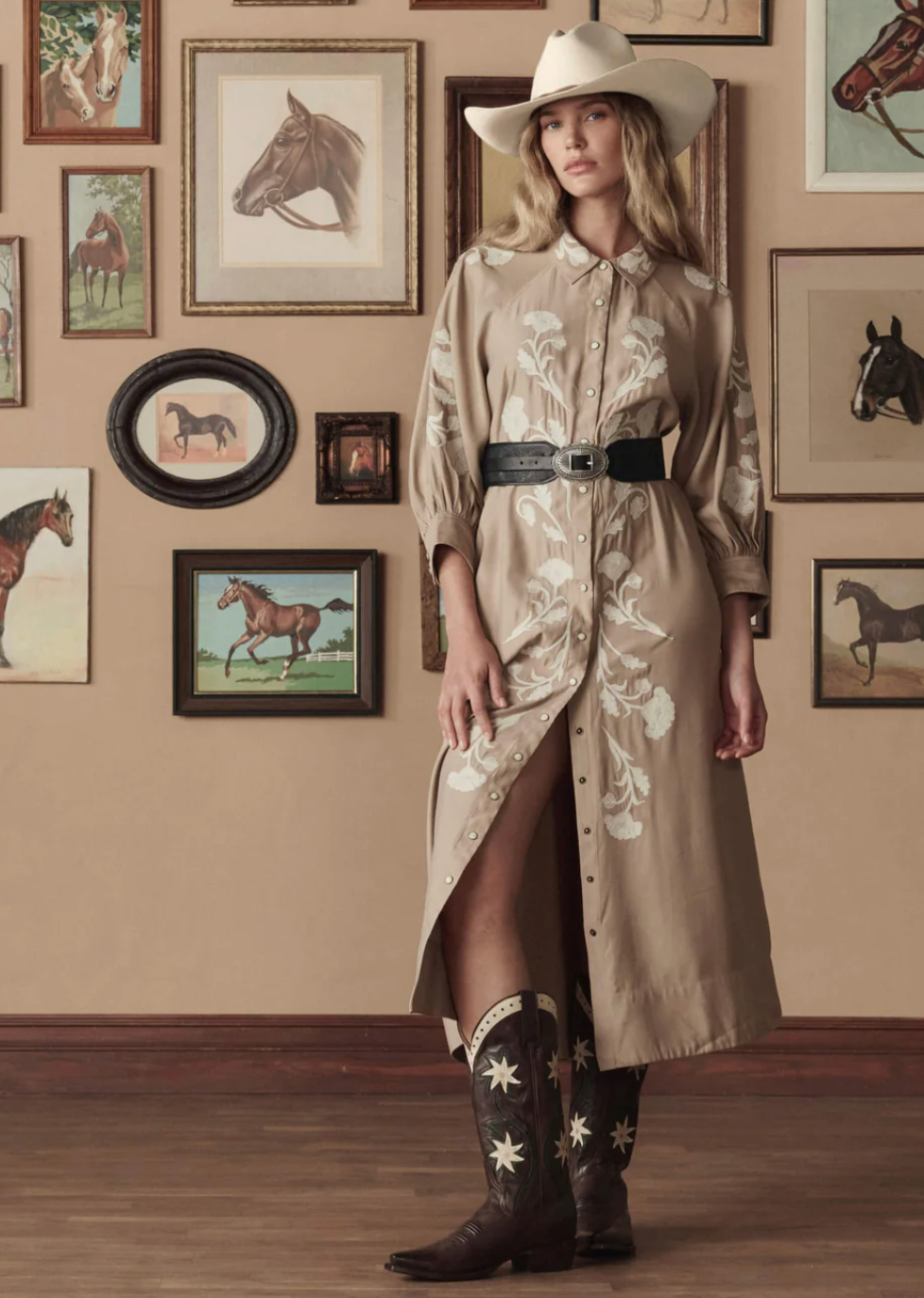 The Great. THE COWBOY BOOT IN BROWN FLORAL