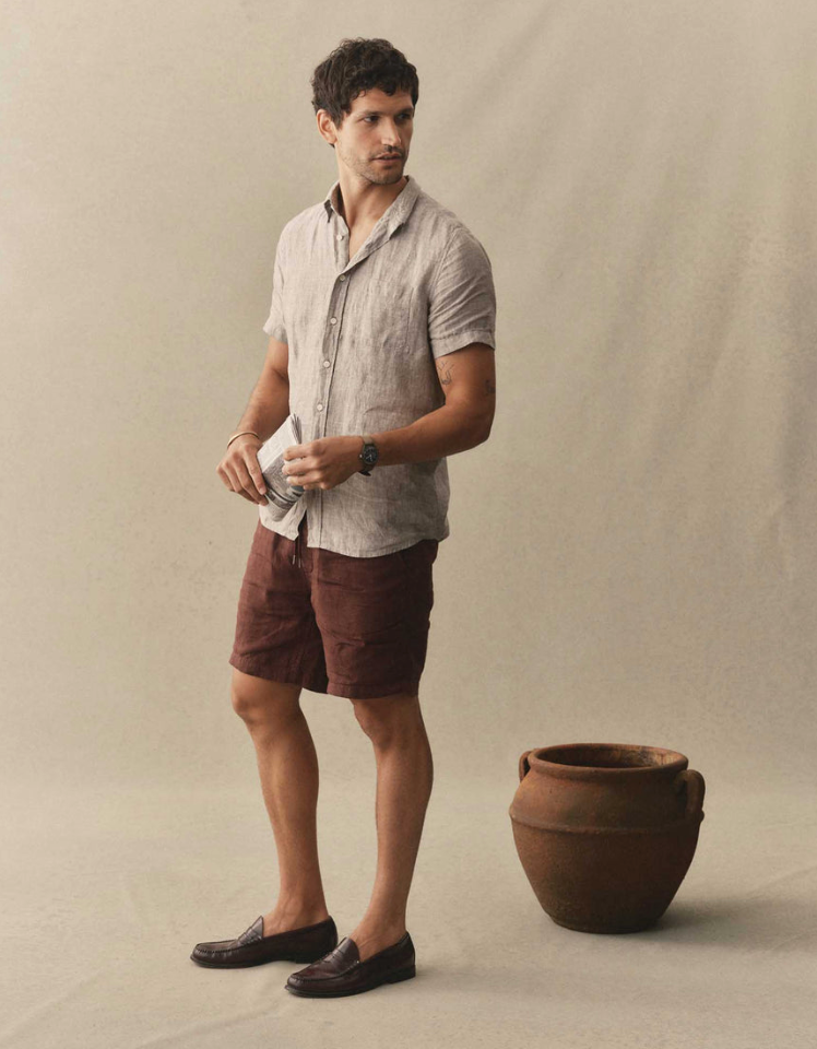 Taylor Stitch- Après Short in Burgundy Hemp