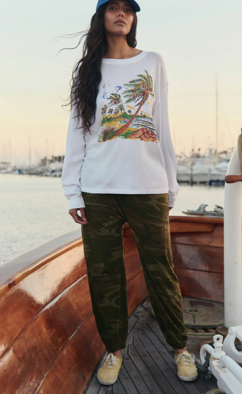 The Great. The Jersey Jogger Pant in Deep Woods Camo