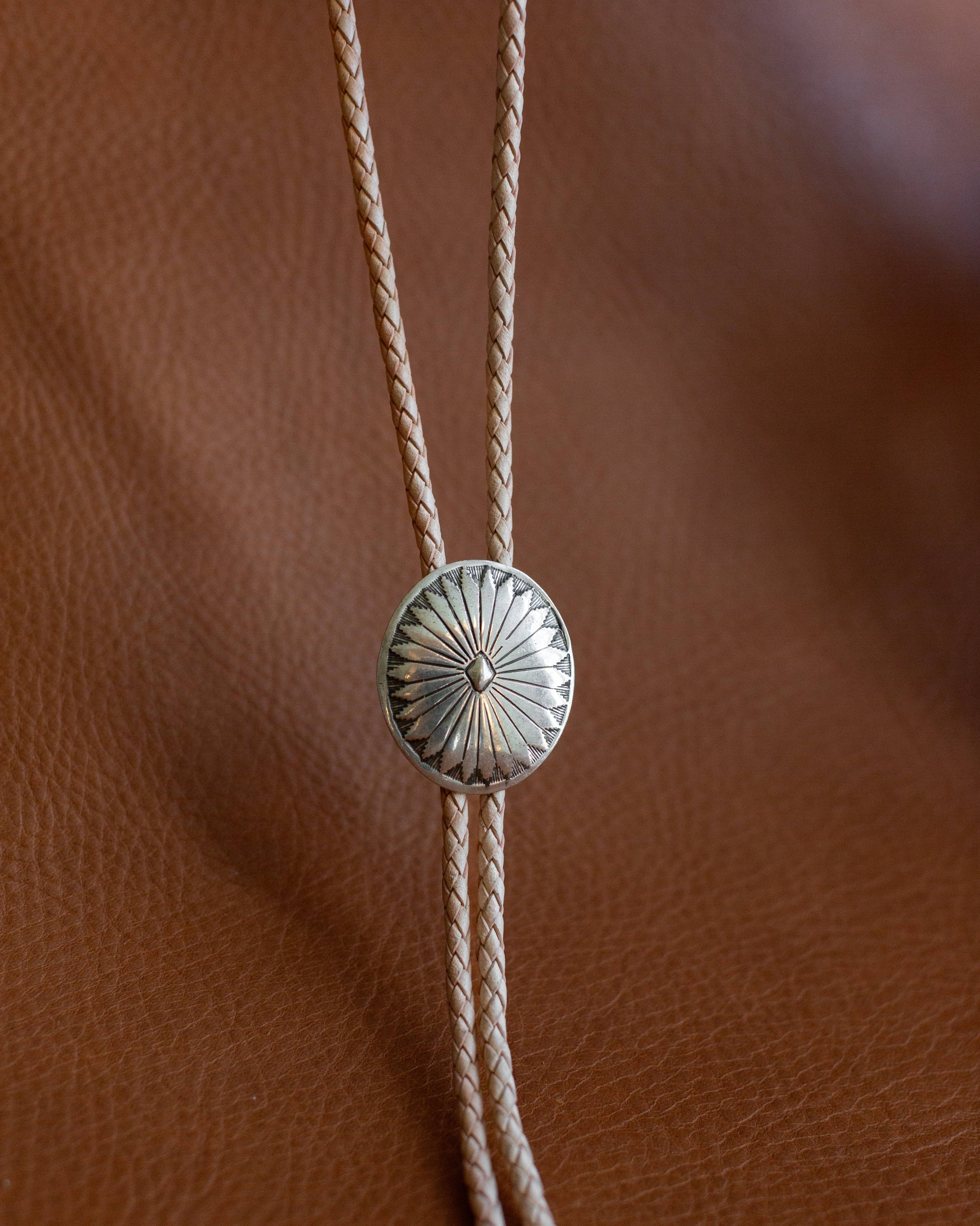 STERLING SILVER BOLO TIE WITH TIPS