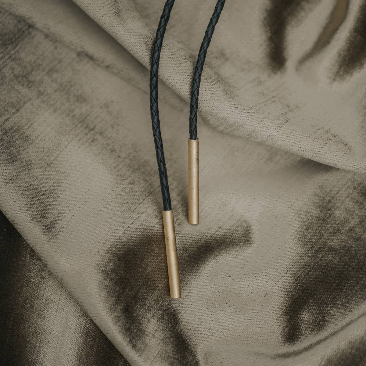 Commonform- Archer Bolo Tie