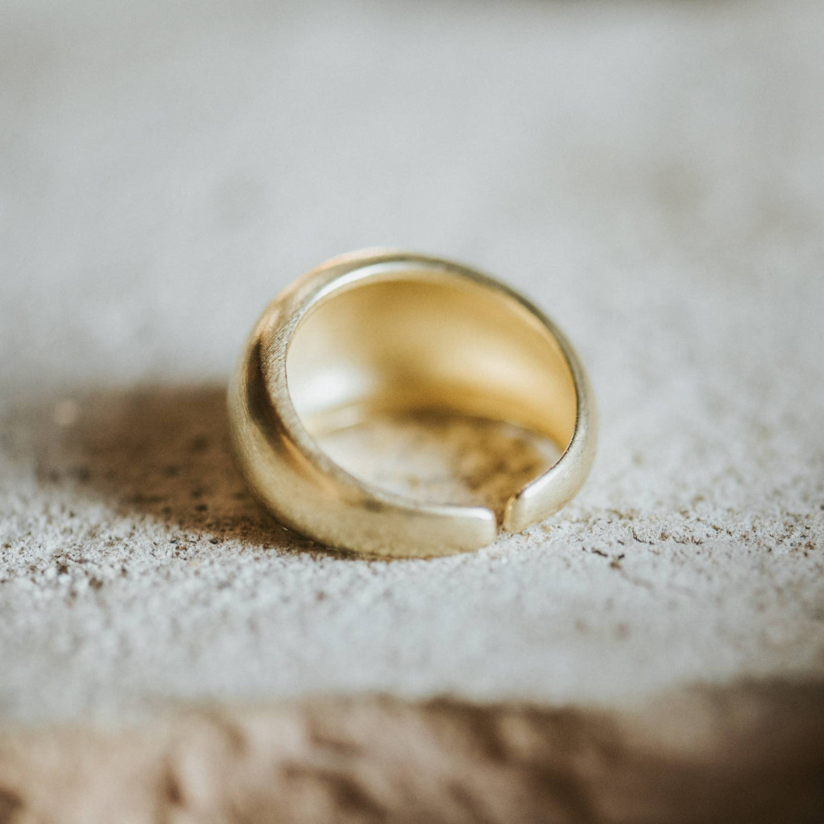 Commonform- Luna Dome Ring
