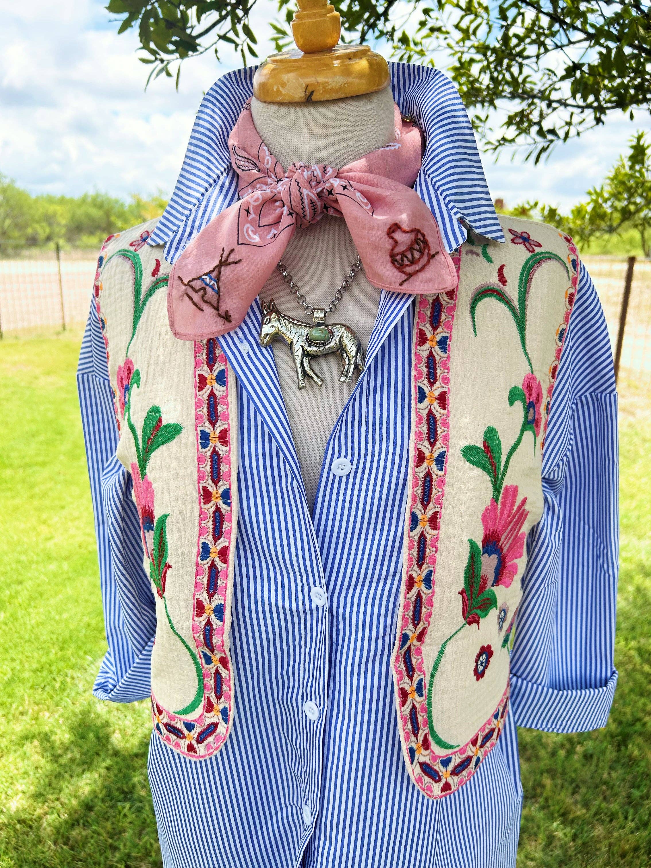 Pradera- Zuni Embroidered Bandana