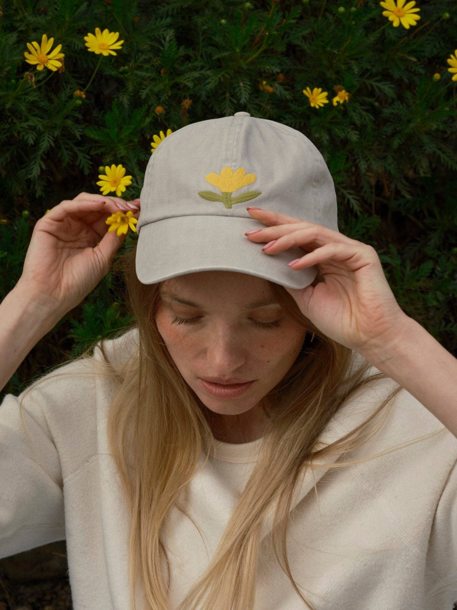 Mollusk- Flower Hat