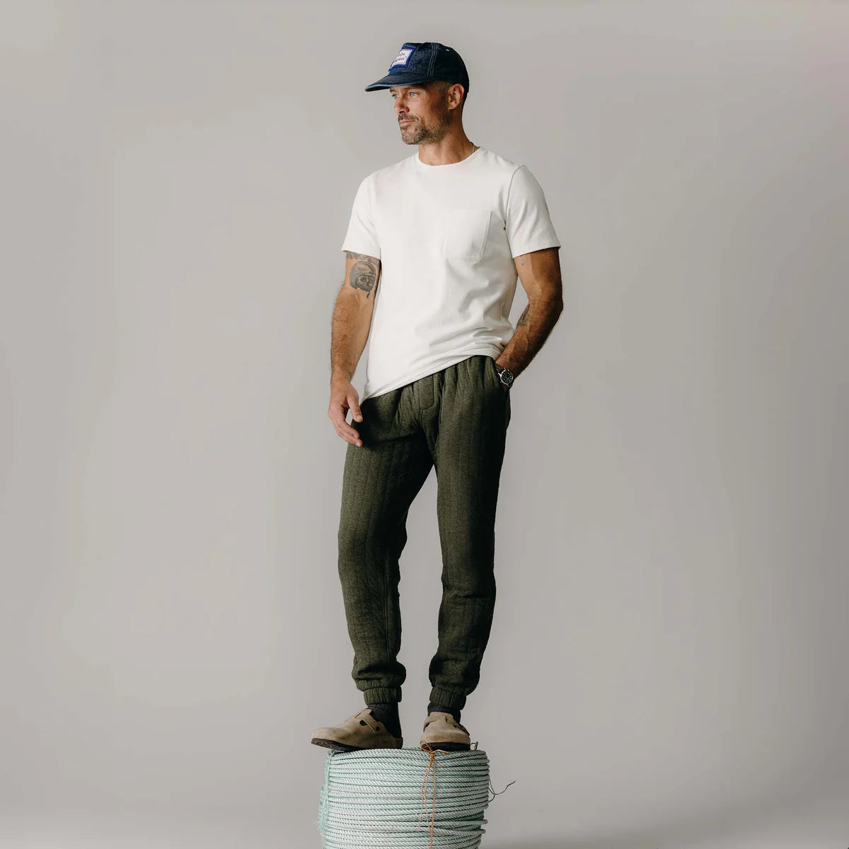 The Apres Pant in Heather Fatigue Olive Quilted Jersey