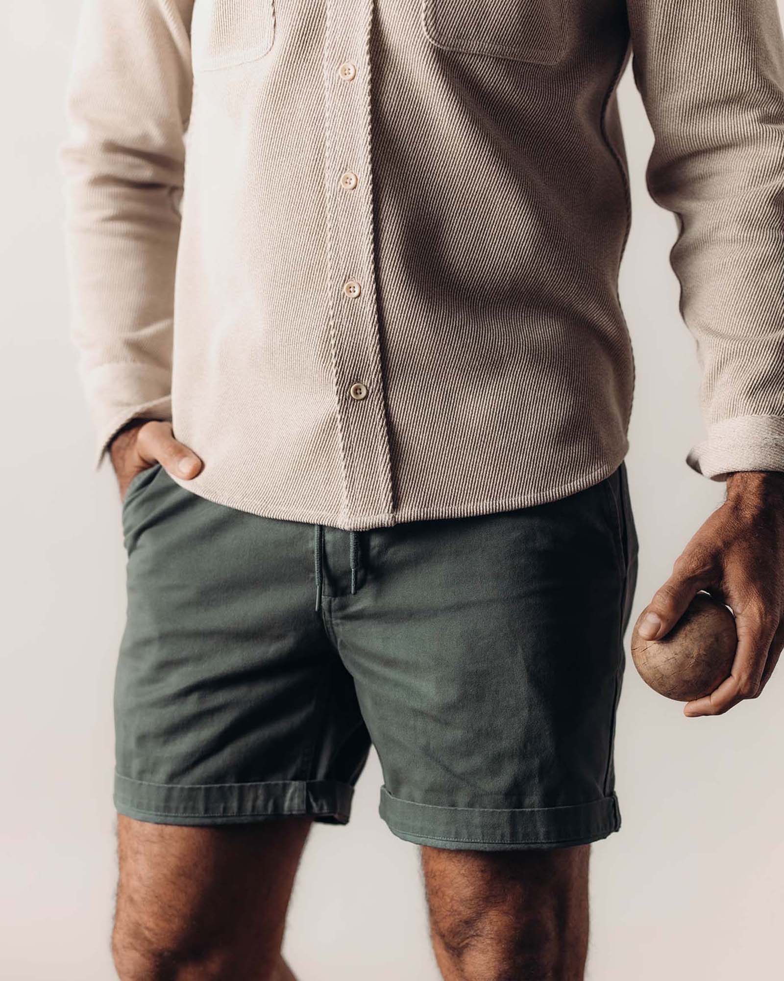 The Apres Short in Organic Deep Sea Foundation Twill