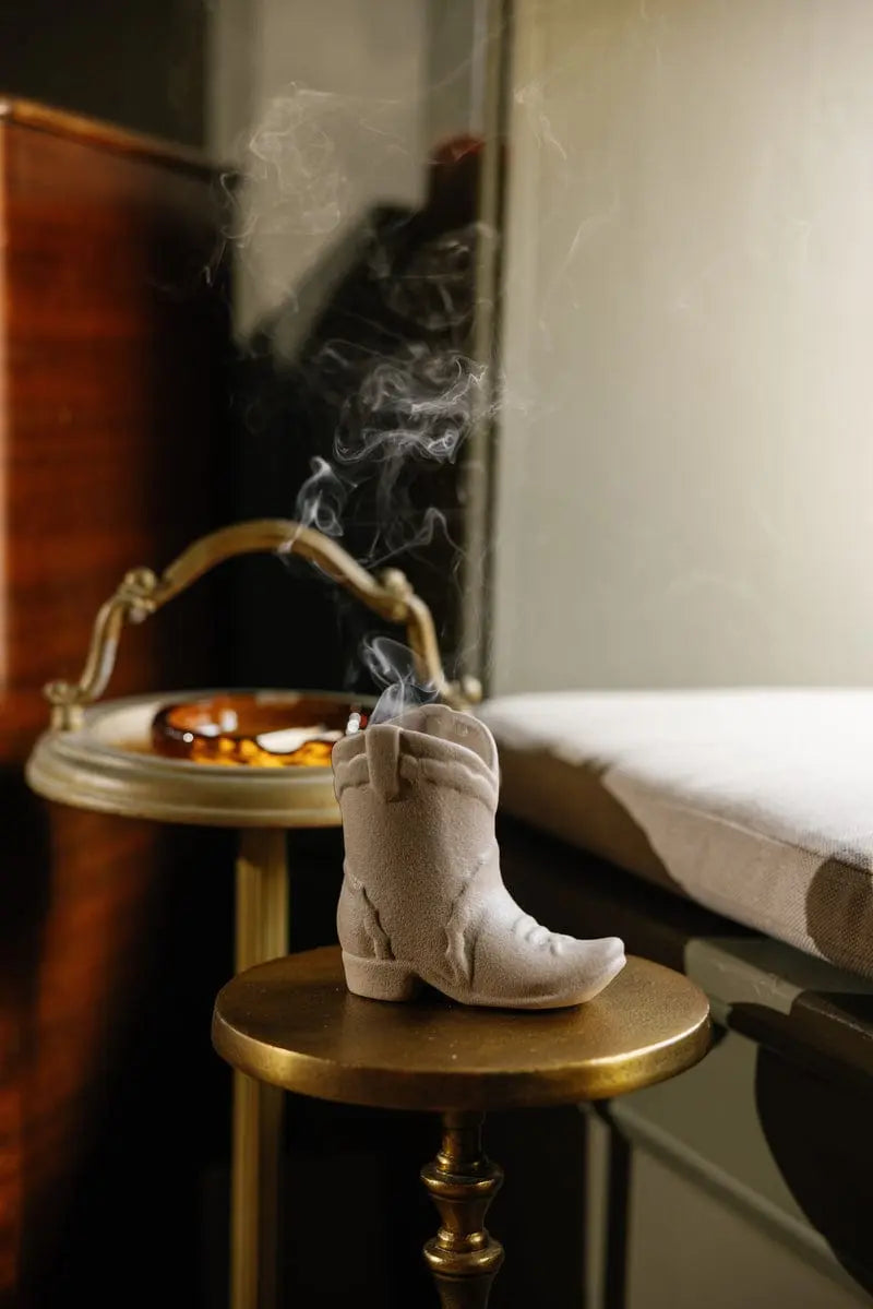 Paddywax- Nashville Ceramic Boot Bergamot & Mahogany 6 oz Candle