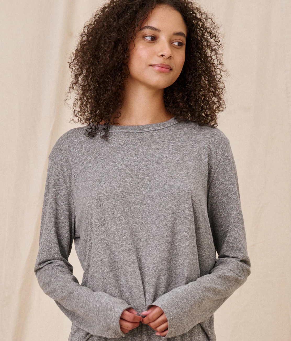 The Great. The Long Sleeve Crop Tee - Heather Gray