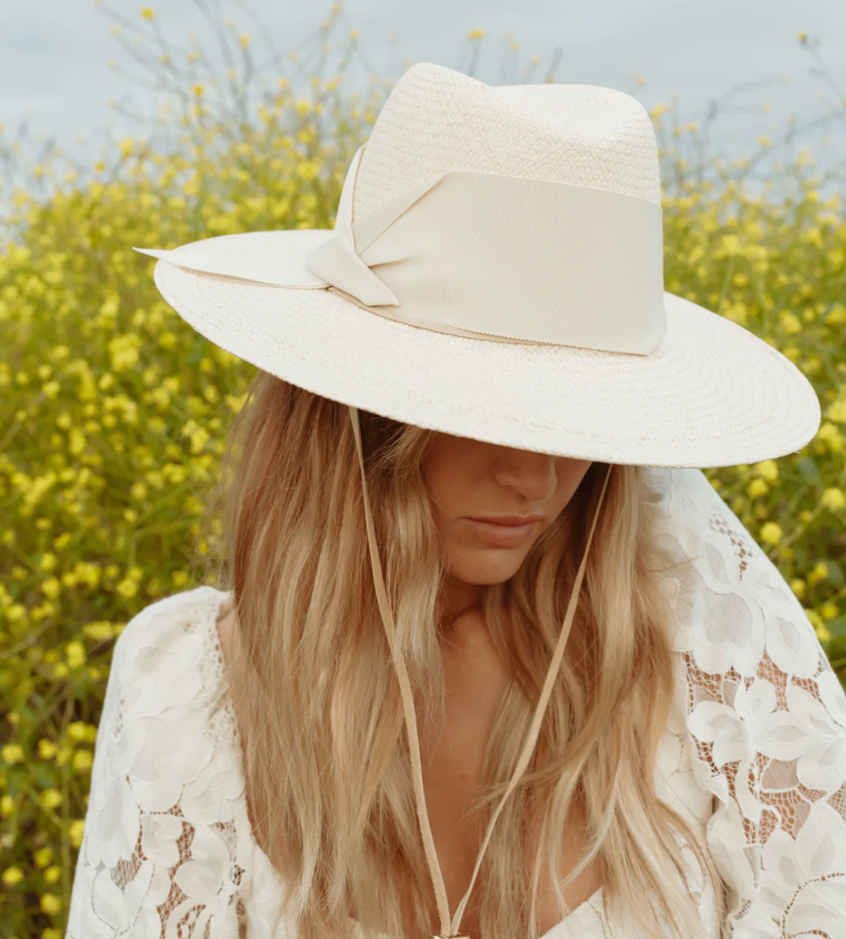 Freya- Field Gardenia- Bone