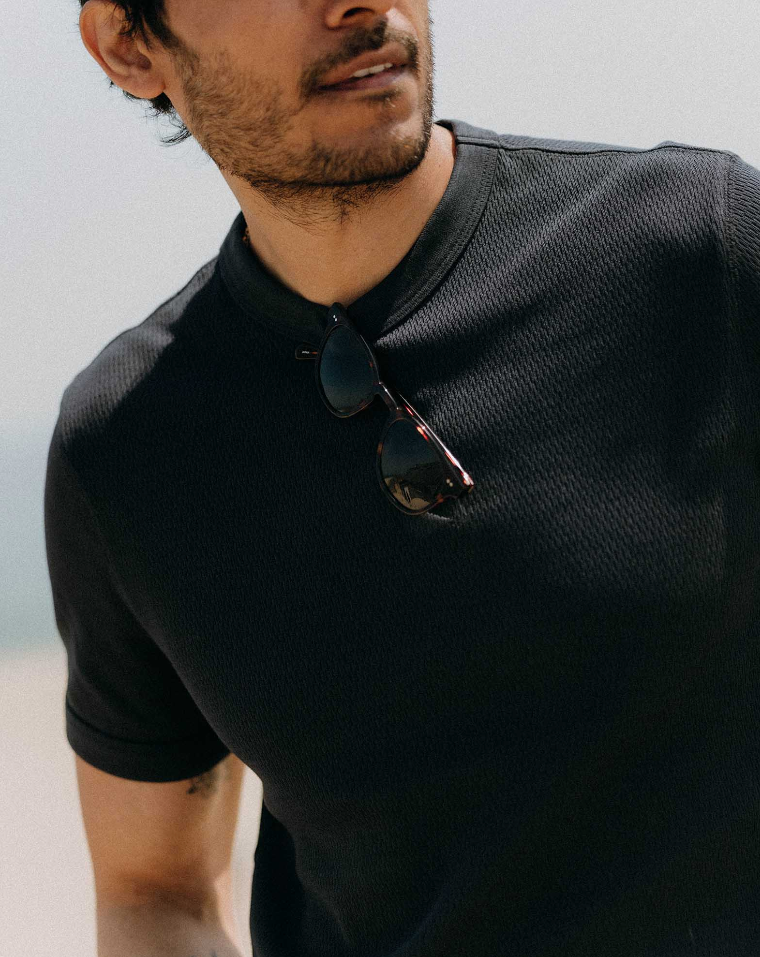 Taylor Stitch- The Organic Cotton Short Sleeve Crew in Dark Navy Waffle