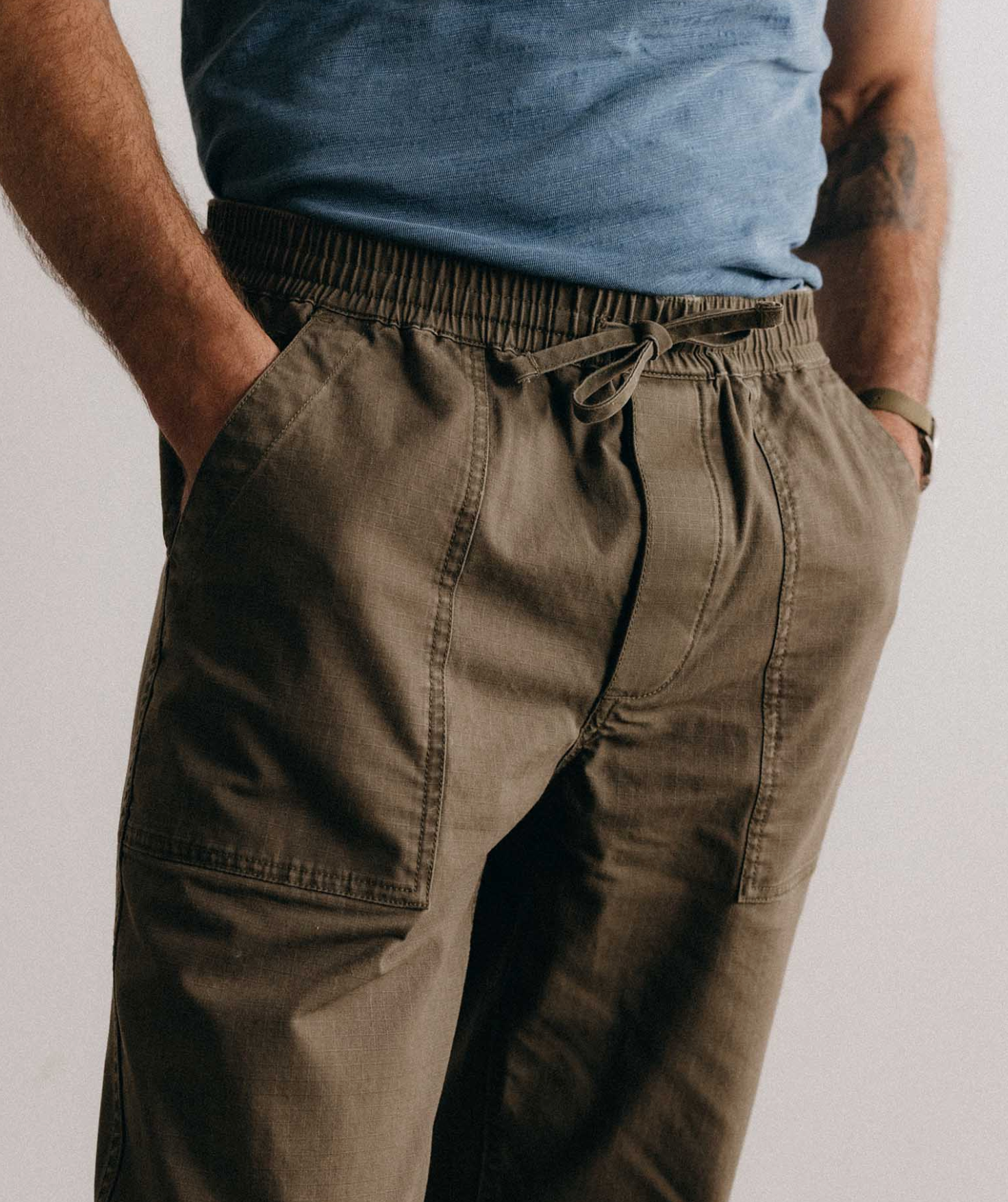 Taylor Stitch-The Breakwater Pant in Mushroom Ripstop