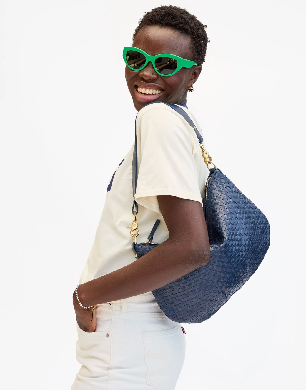 Clare V. Moyen Messenger Bleu Marine Woven Checker