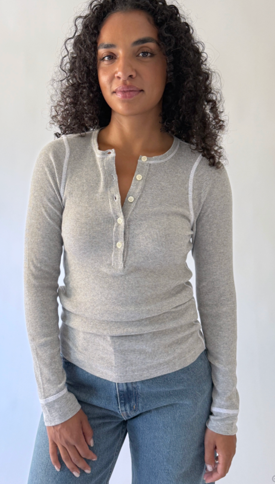 The Great. The Baby Ribbed Henley in Heather Gray