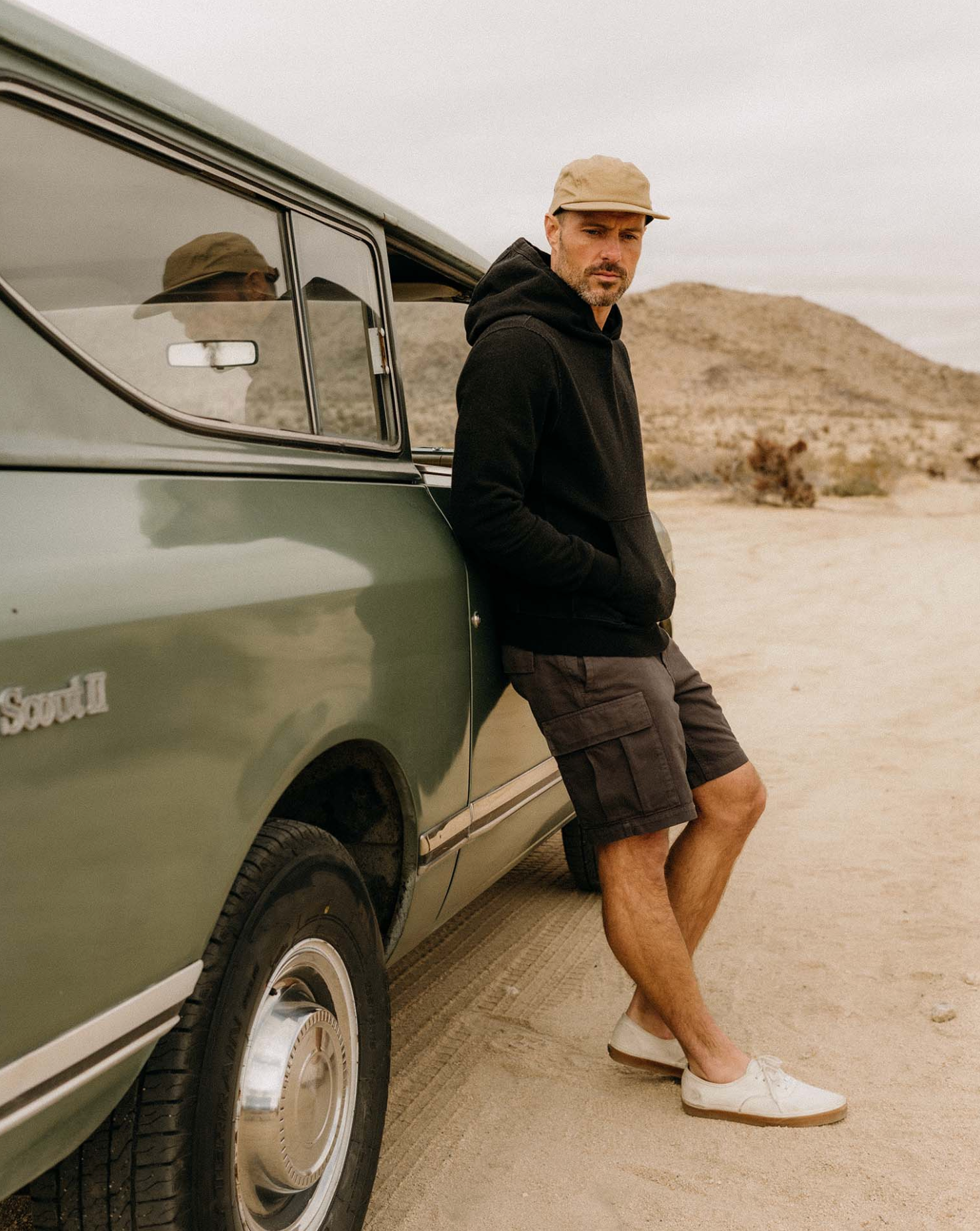 Taylor Stitch- The Sunset Hoodie in Black Indigo