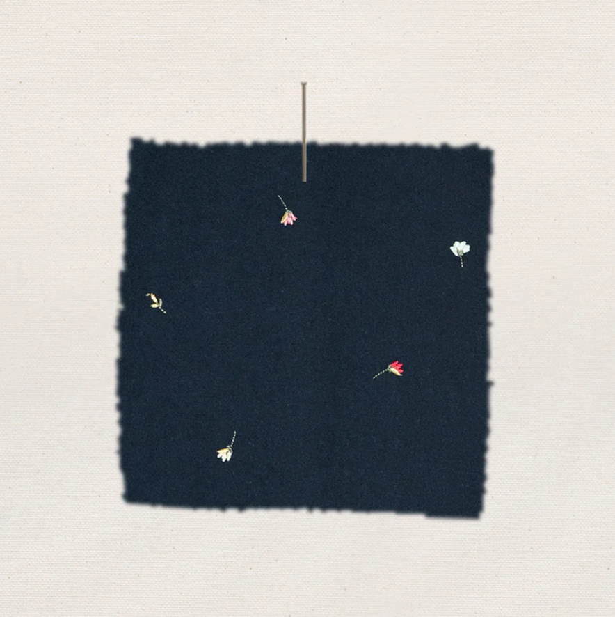 The Great. Stadium Sweatpant in Tossed Floral Embroidery