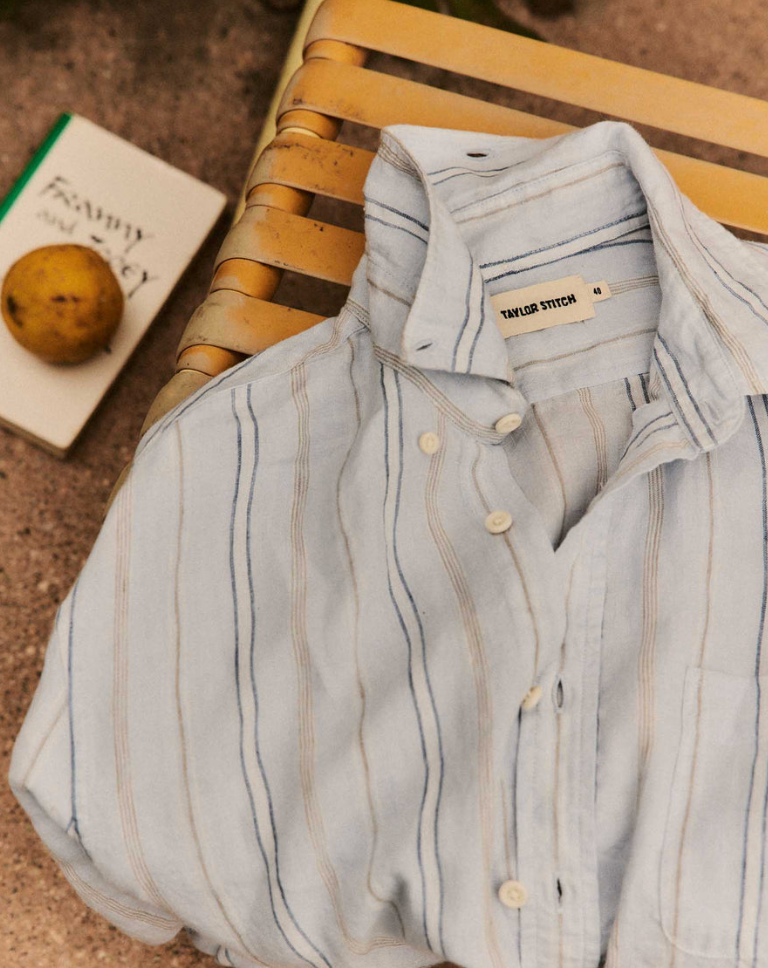 Taylor Stitch- The Jack in Blue Sky Stripe Linen