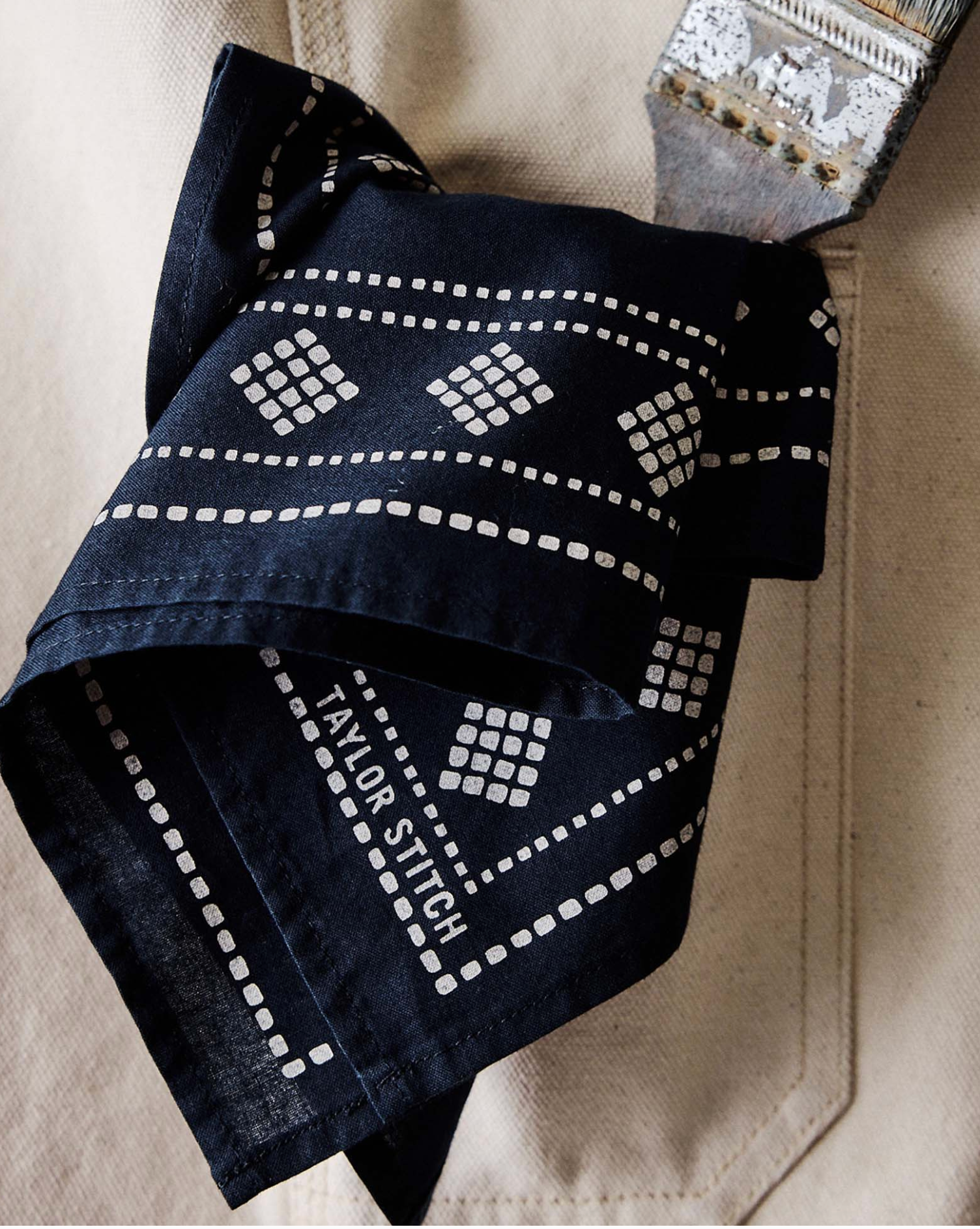 Taylor Stitch- The Bandana Diamond Print