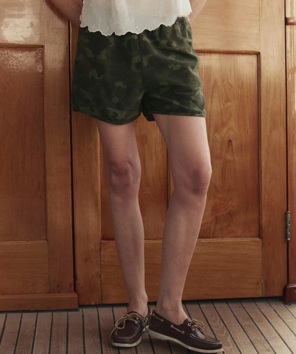 The Great. The Dolphin Short in Desert Camo