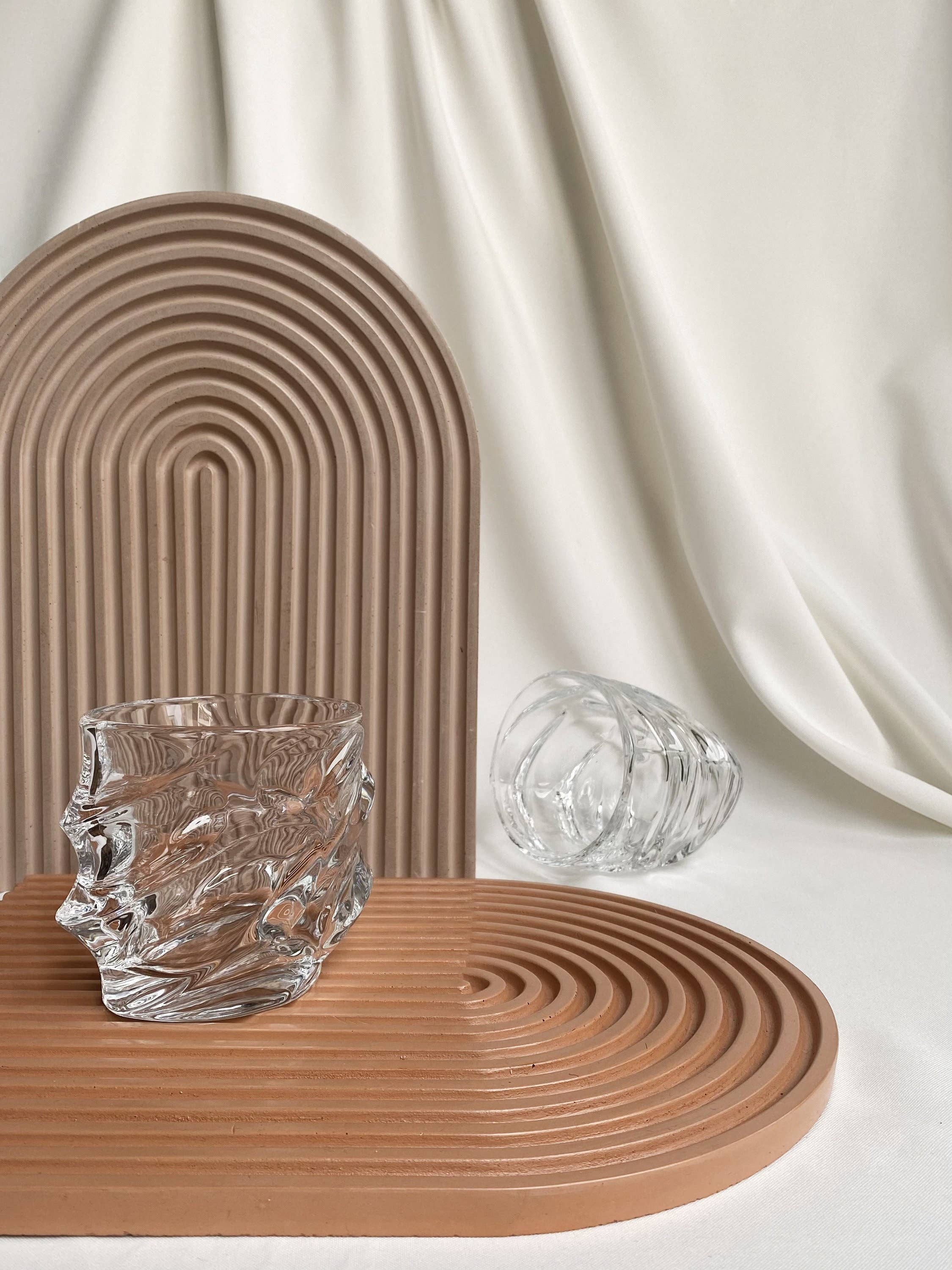 Arcüs concrete tray