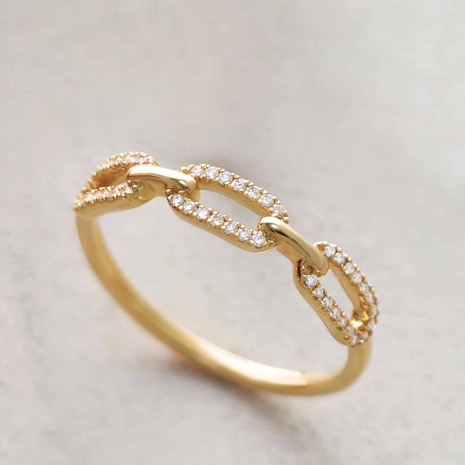 diamond-chain-link-ring