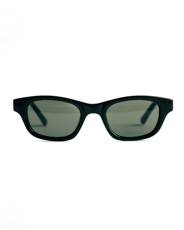 The Sergio Sunglasses by Taylor Stitch