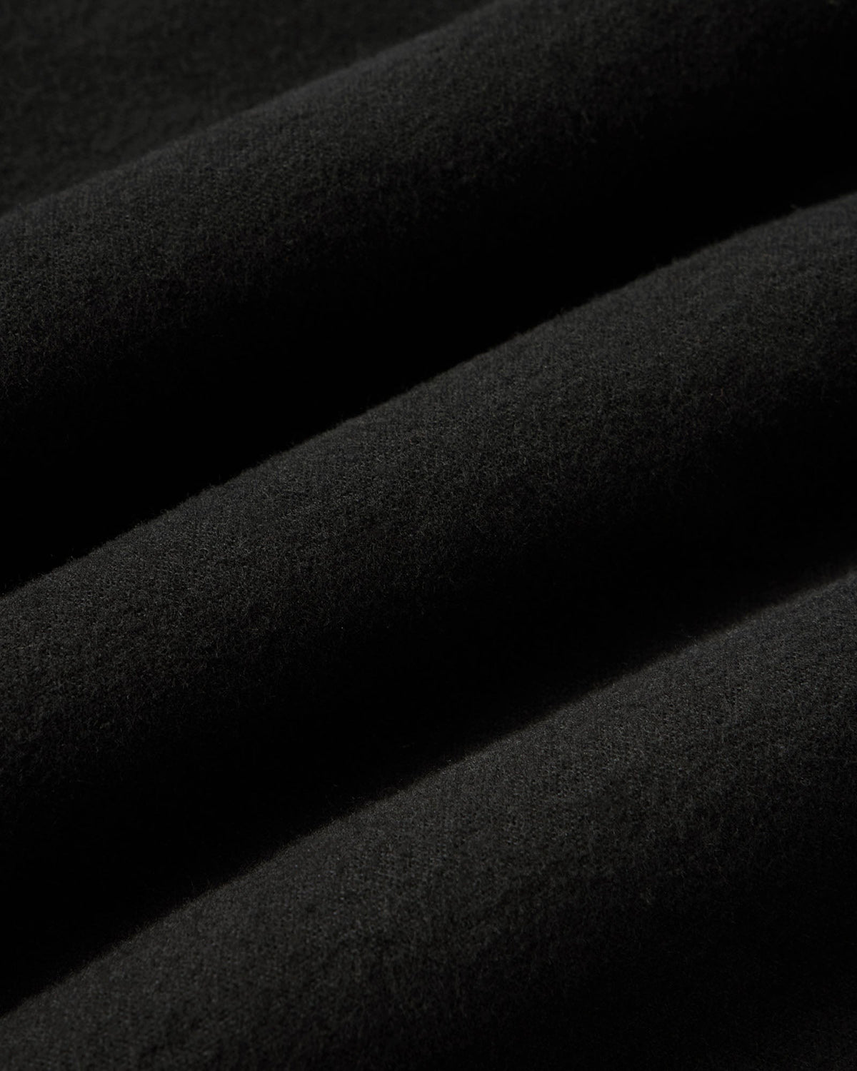 Taylor Stitch - The Yosemite Shirt in Coal